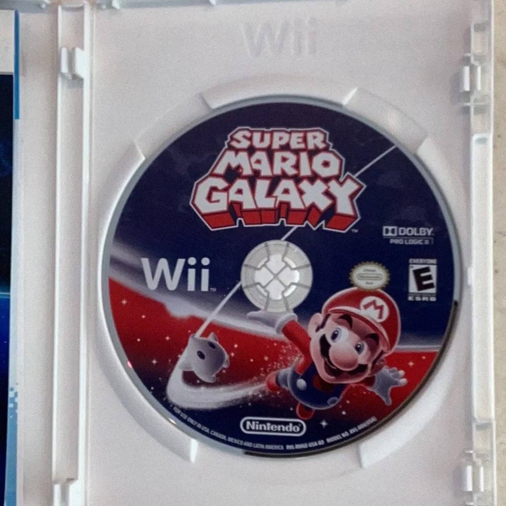 Super Mario Galaxy Nintendo Wii Game & Official Strategy Guide CIB Lot Of 2